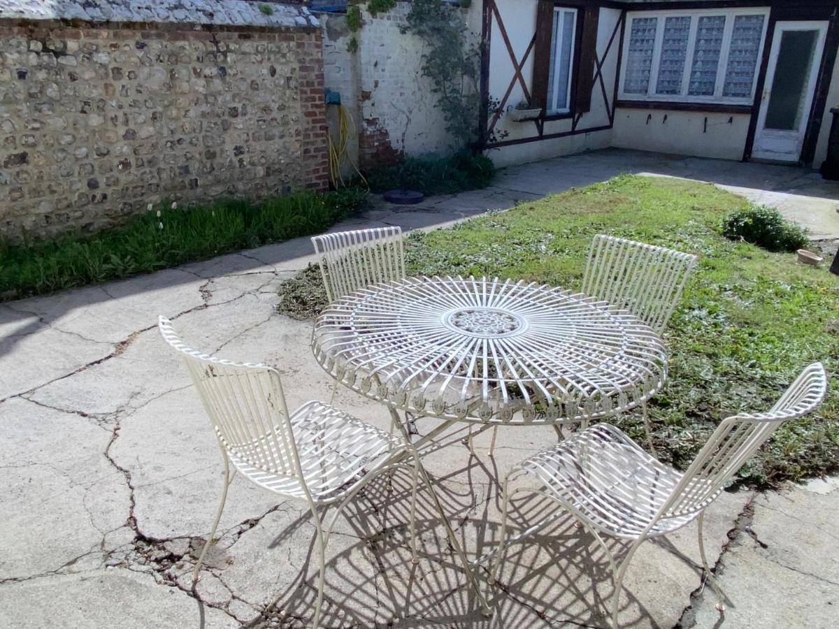 Maison Avec Jardin Et Parking, Au Centre D'Étretat Kültér fotó